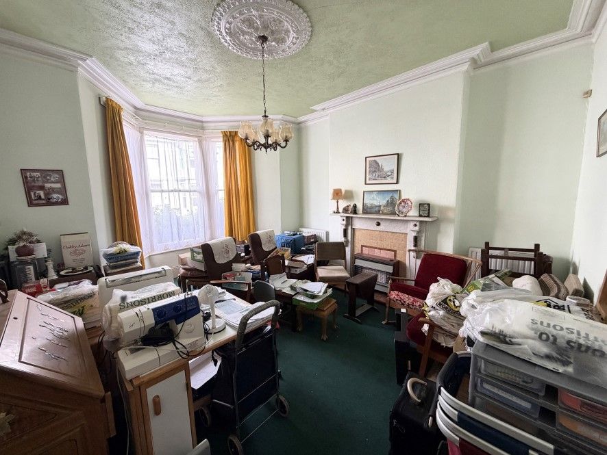 Property photo 2 of 12