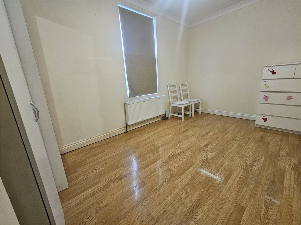 Property photo 3 of 3 Picture No. 03