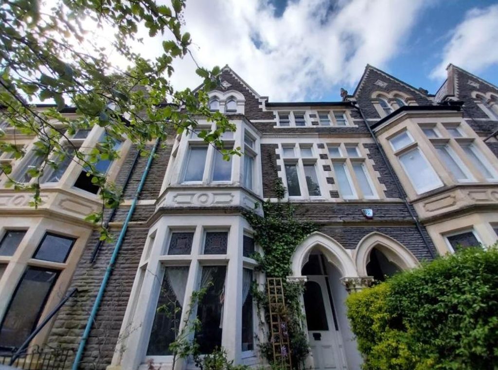 Property photo 1 of 7 Exter