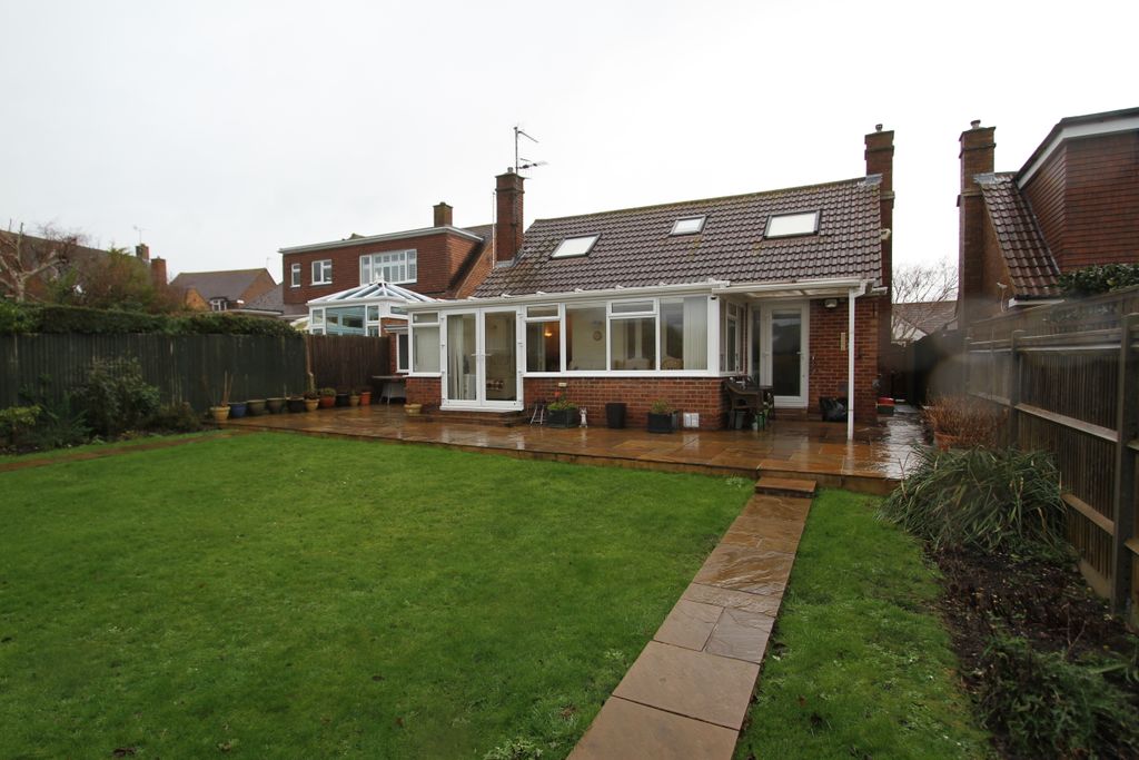 Property photo 3 of 20