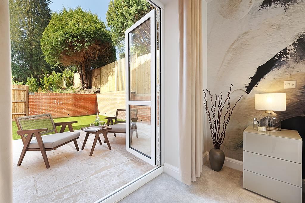 Property photo 1 of 16 1-Cobhamrd-Showapt-3-7519.Jpg