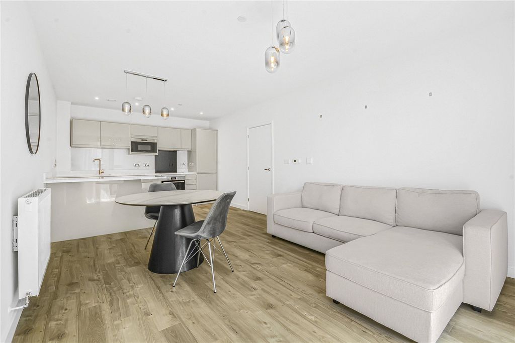 Property photo 1 of 8 Picture No. 05