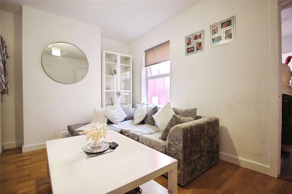 Property photo 2 of 10 Picture No. 07