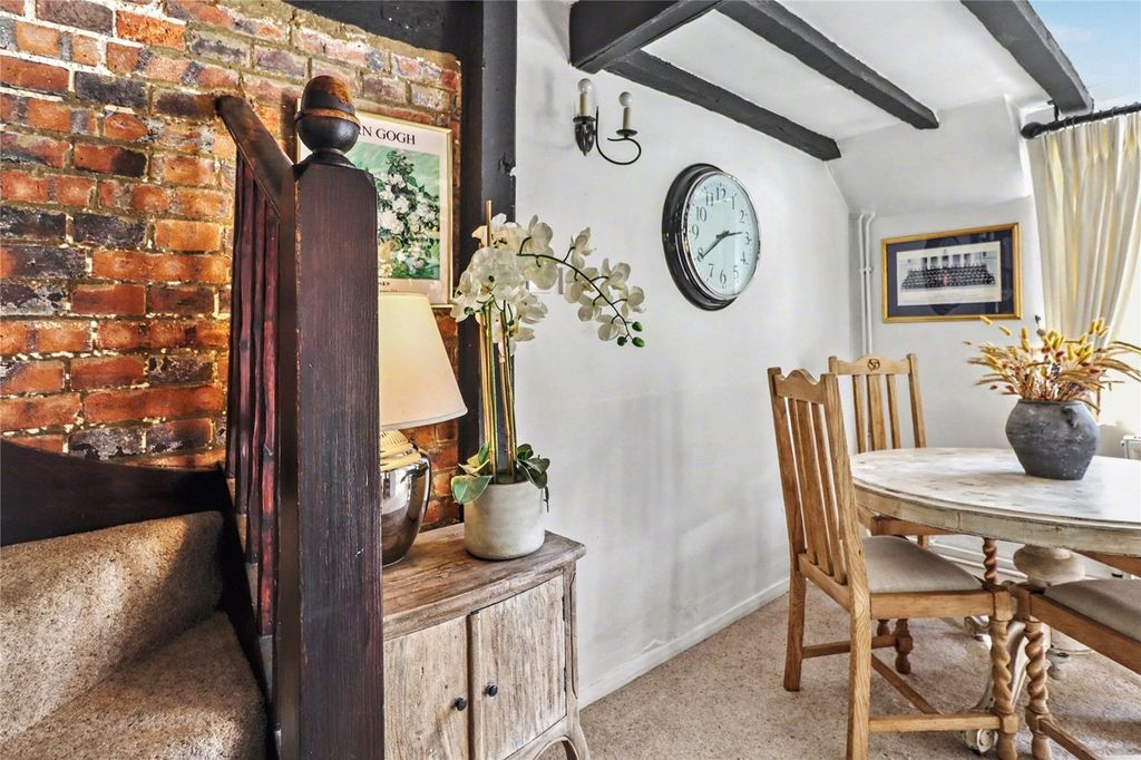 Property photo 3 of 19 Lifestyle