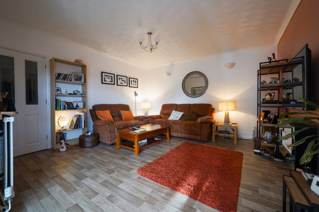 Property photo 1 of 19 460559_1_5645603