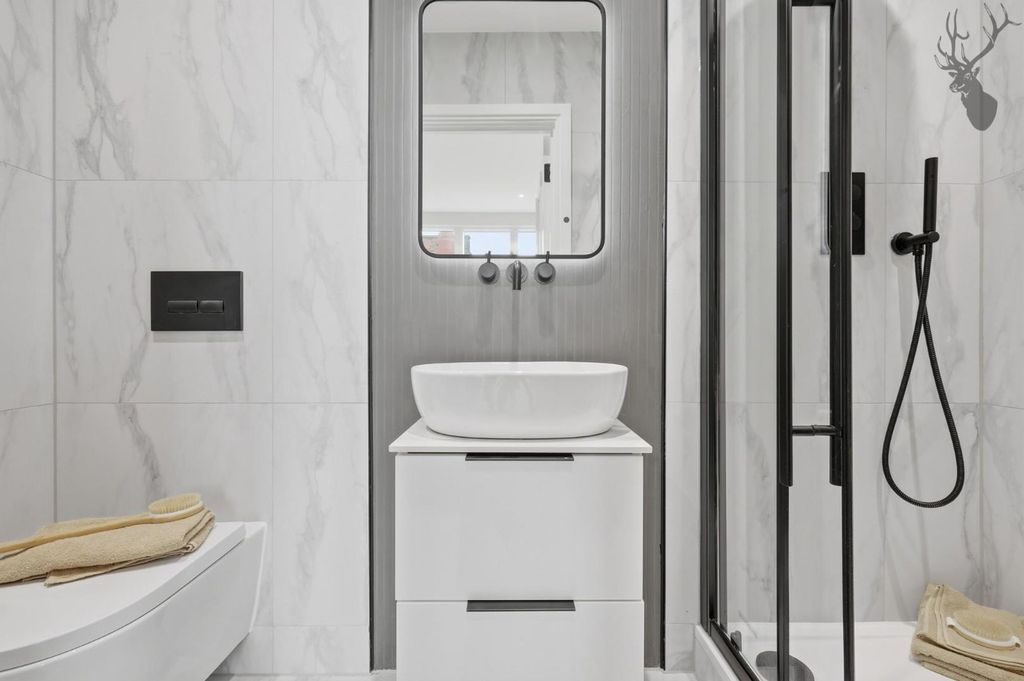 Additional image 18 of 2 bed flat for saleNovella, Chigwell IG7