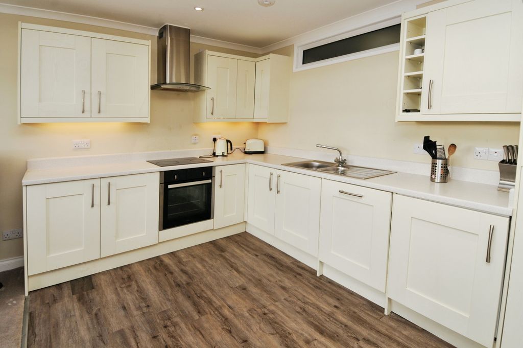 Property photo 3 of 17 Photography
