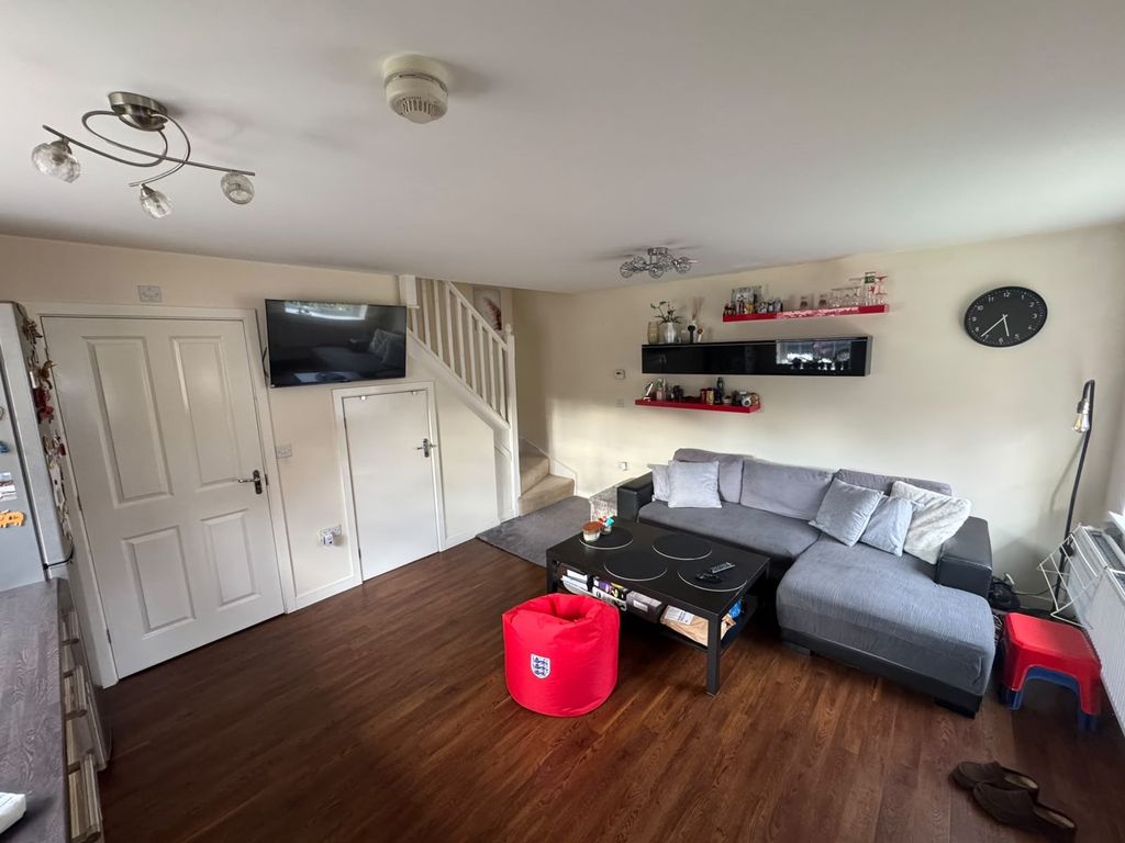 Property photo 3 of 10 Living Area