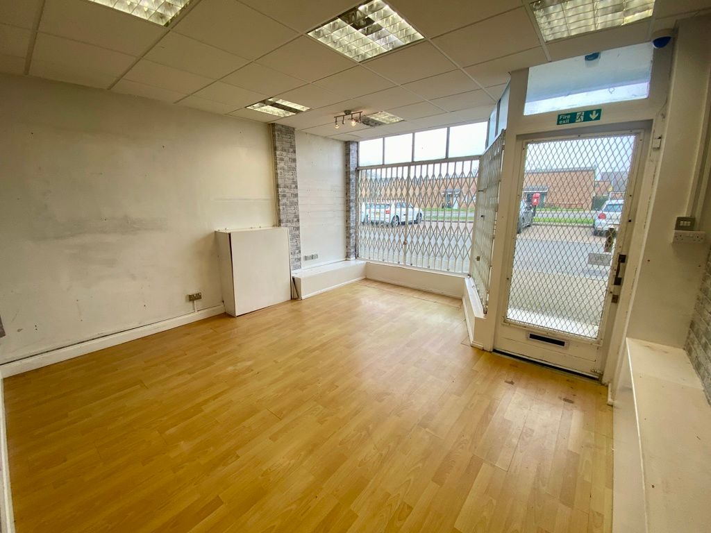 Property photo 2 of 8 Photo 3