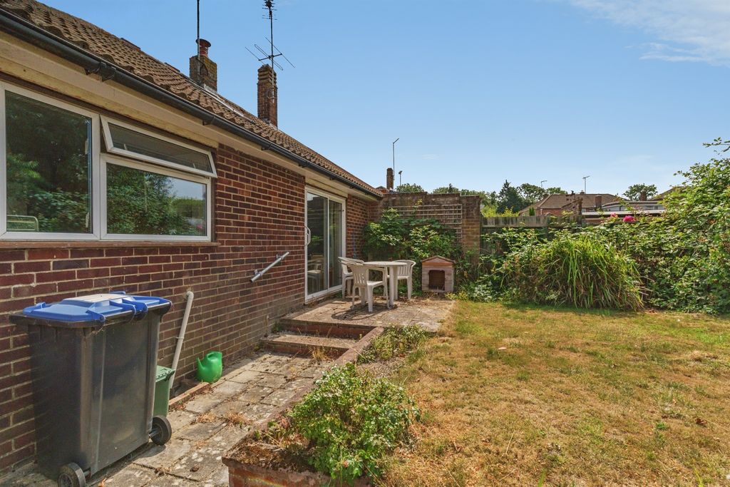 Property photo 2 of 13