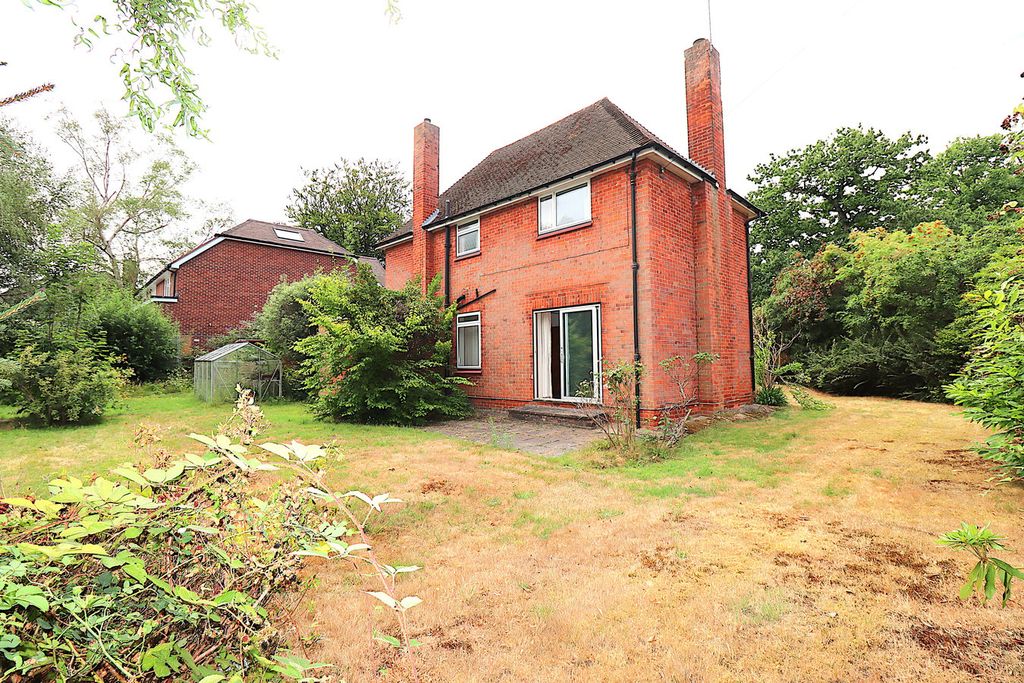 Property photo 2 of 16