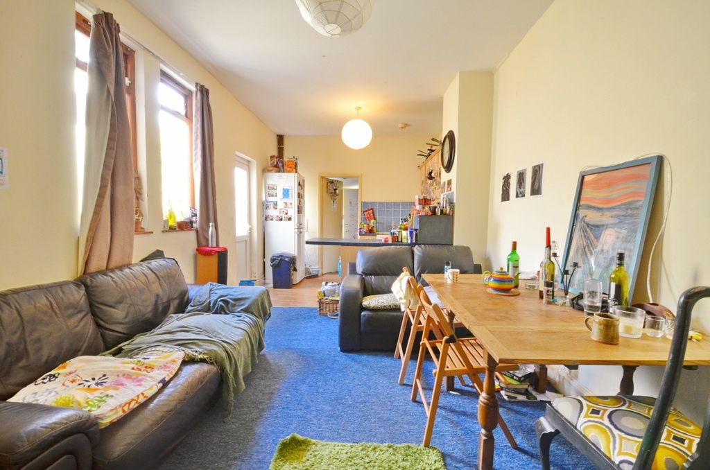 Property photo 2 of 12 Bright, Well-Furnished Living Room With Comfortabl...