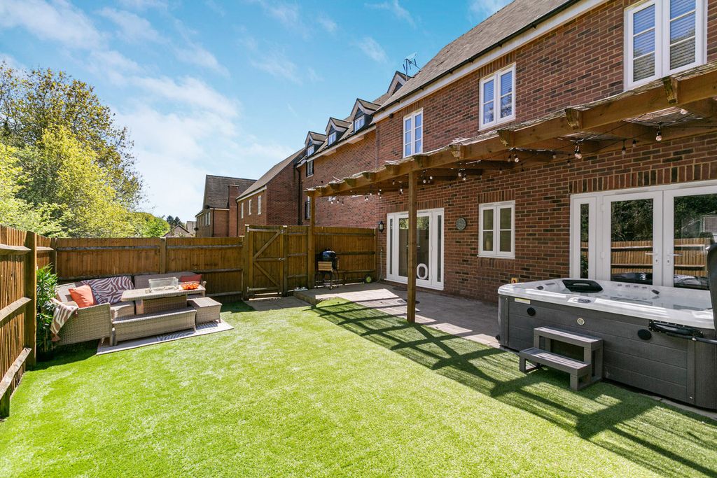 Property photo 3 of 29