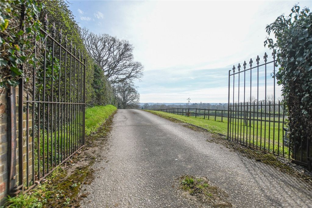 Property photo 3 of 36 Picture No. 54