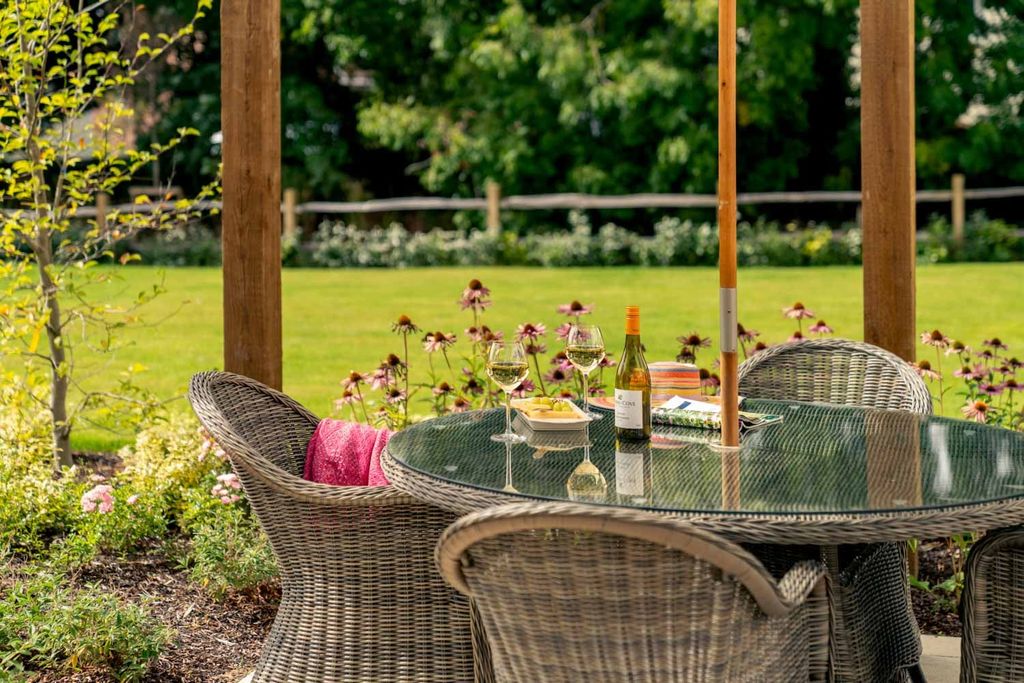 Additional image 4 of 2 bed flat to rentHawkhurst TN18