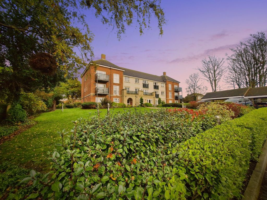 Property photo 1 of 16