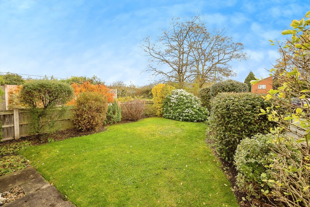 Property photo 3 of 17 Photo