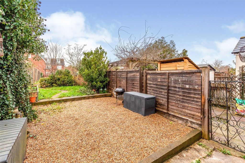 Property photo 3 of 14 Picture No. 02