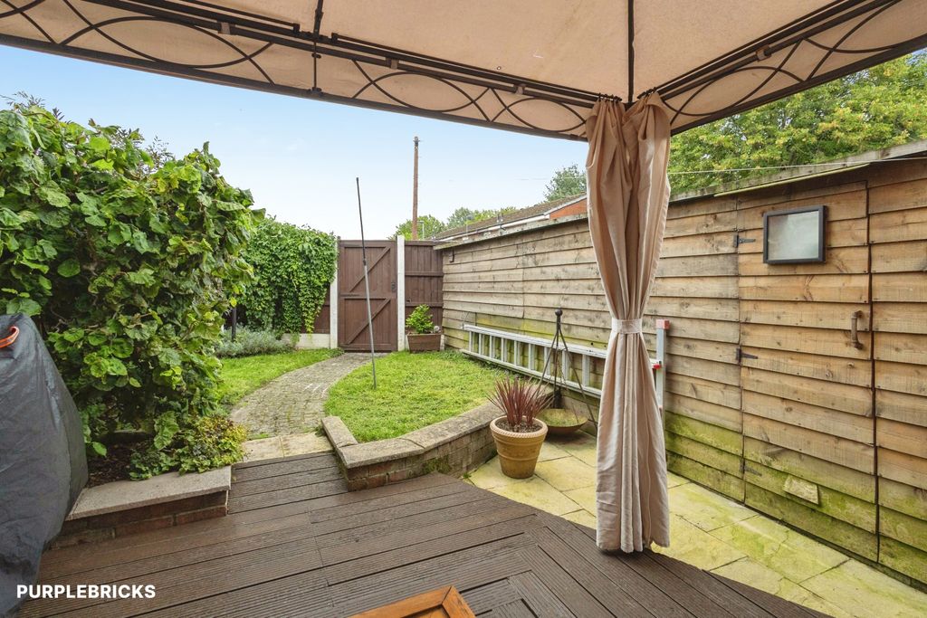 Property photo 2 of 16