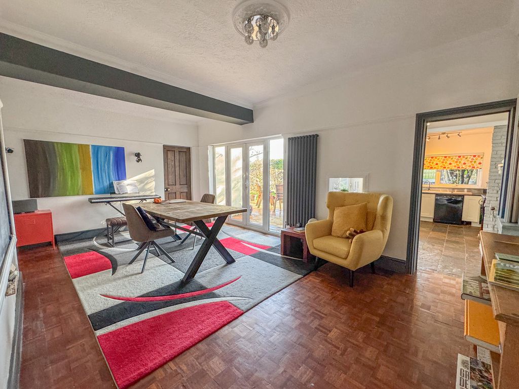 Property photo 2 of 29