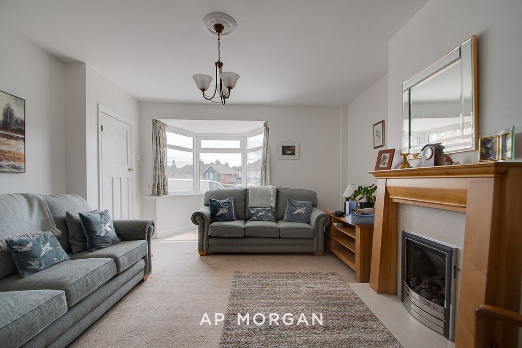 Property photo 2 of 15 Picture No. 07