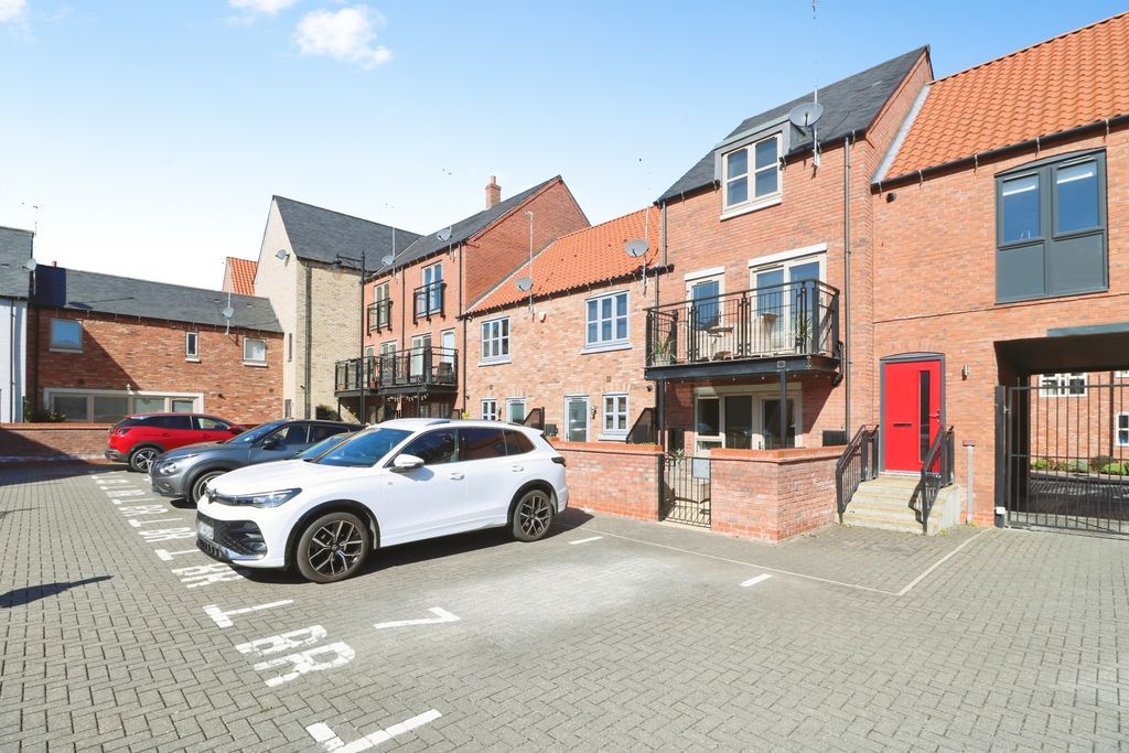 Property photo 2 of 2 Photo 1