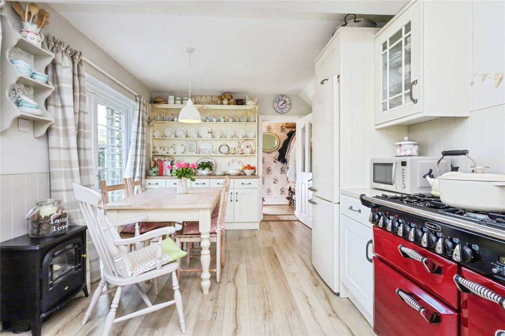 Property photo 2 of 39 Picture No. 06