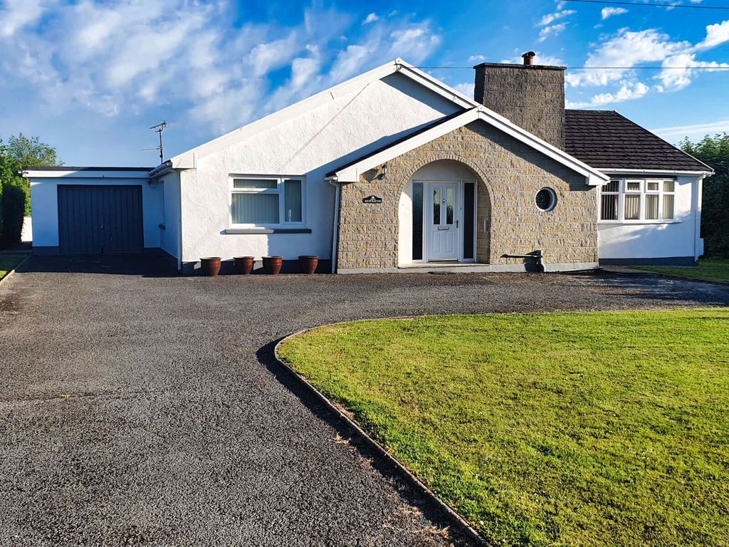 Property photo 1 of 28