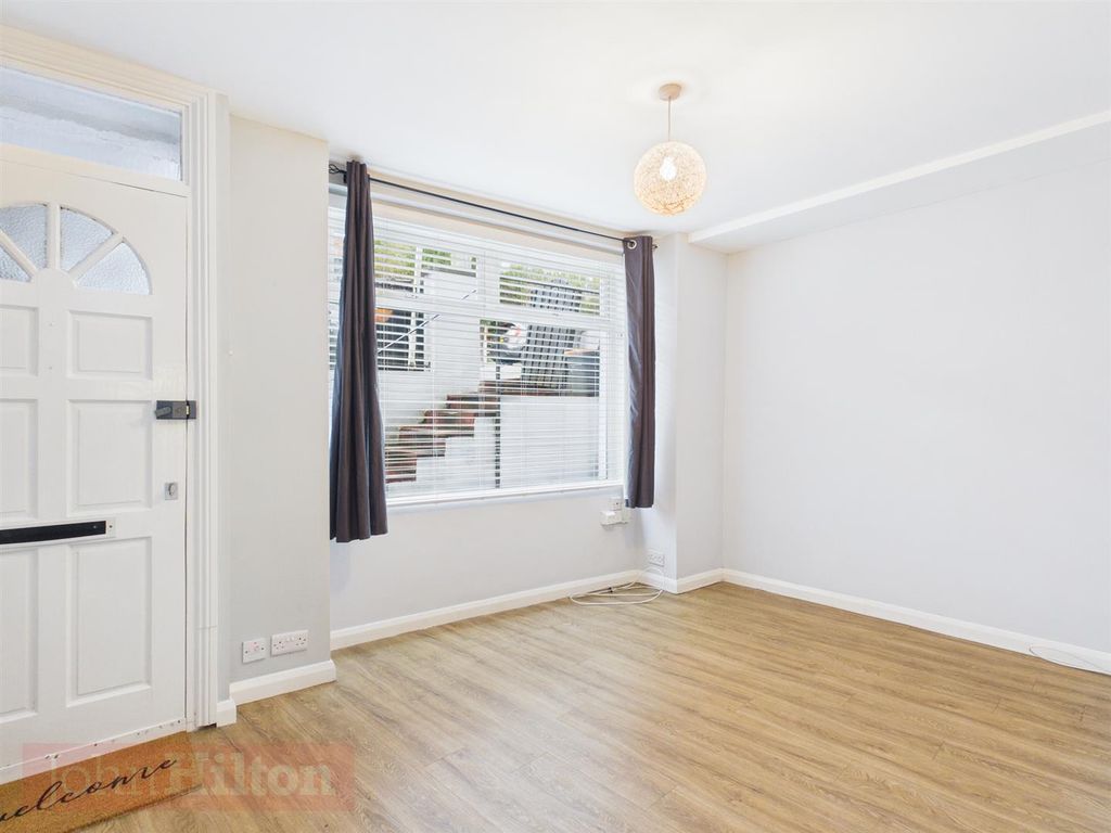 Property photo 2 of 10 Cam02534G0-Pr0642-Still001.Jpg