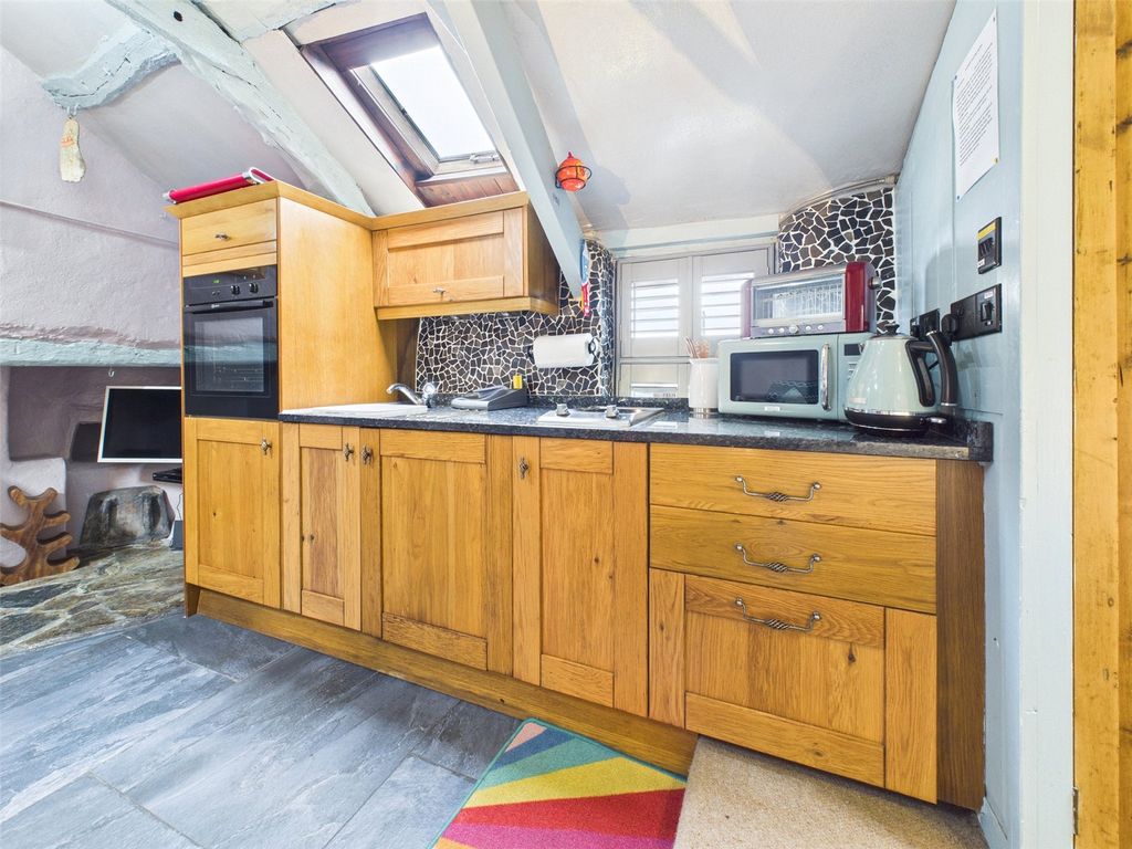 Property photo 3 of 15 Picture No. 05