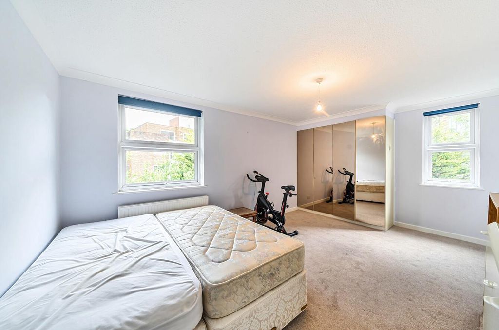 Property photo 2 of 11 Davidson Frost-Wellings, Dfw, Grosvenor Lodge, Mas