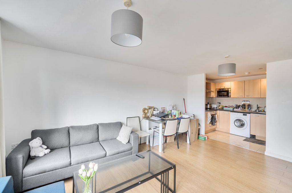 Property photo 3 of 13 1359776-8-68d7c51...