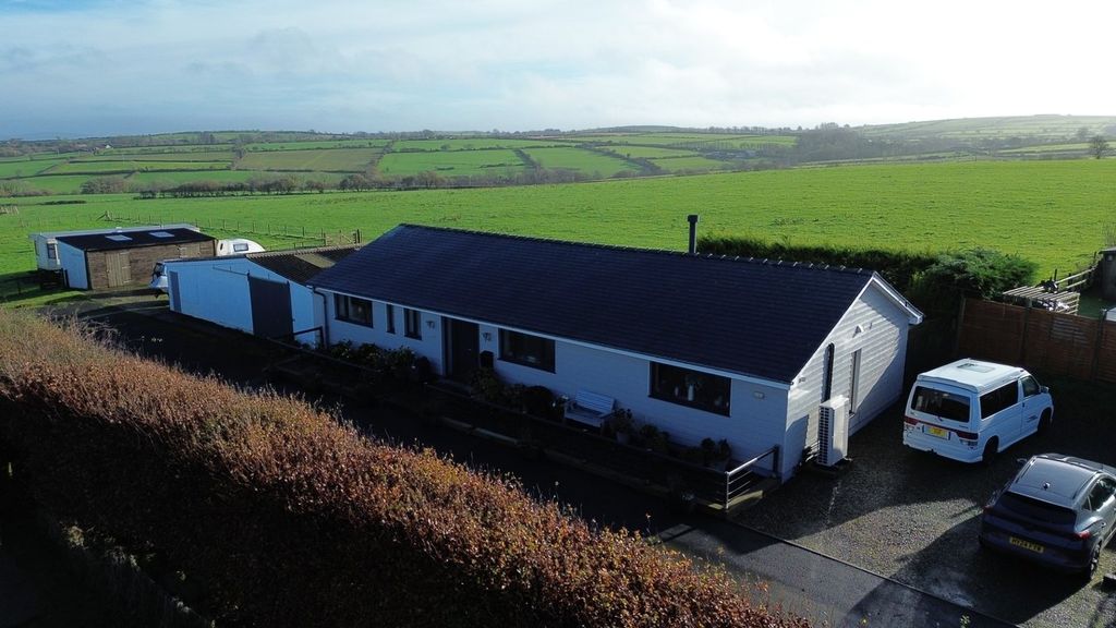 Property photo 1 of 71