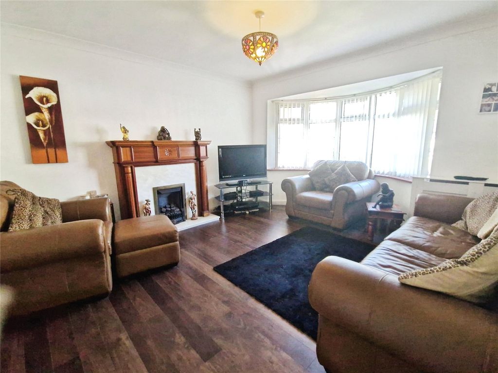 Property photo 2 of 23 Picture No. 02
