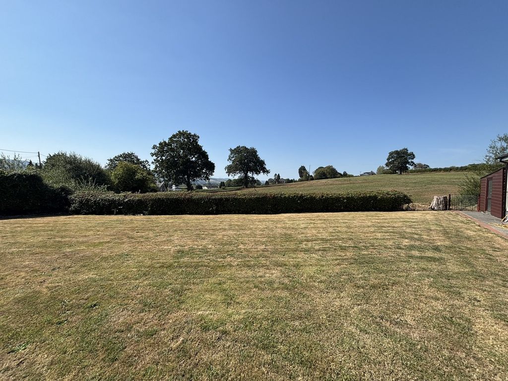 Property photo 3 of 21 Not Specified