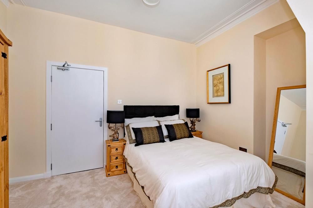 Property photo 3 of 8 Bedroom 1A