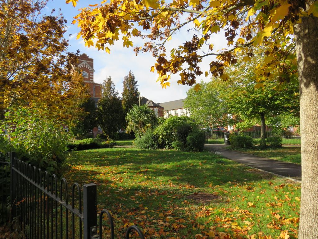 Property photo 2 of 9 2