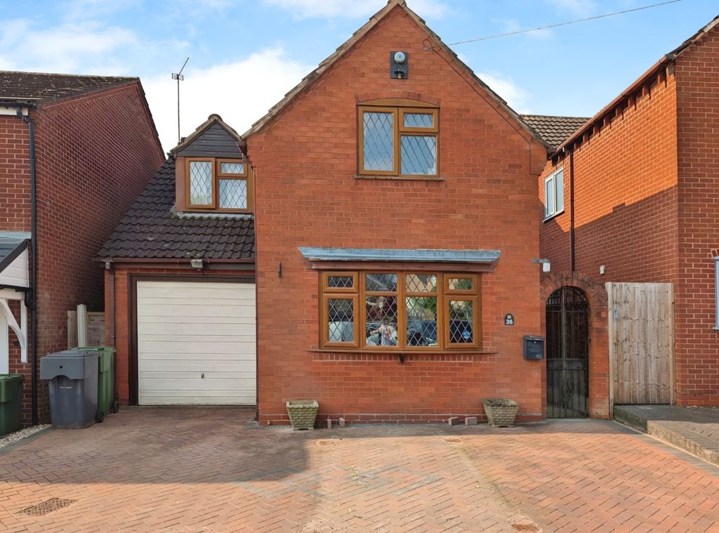 Property photo 1 of 6 Front