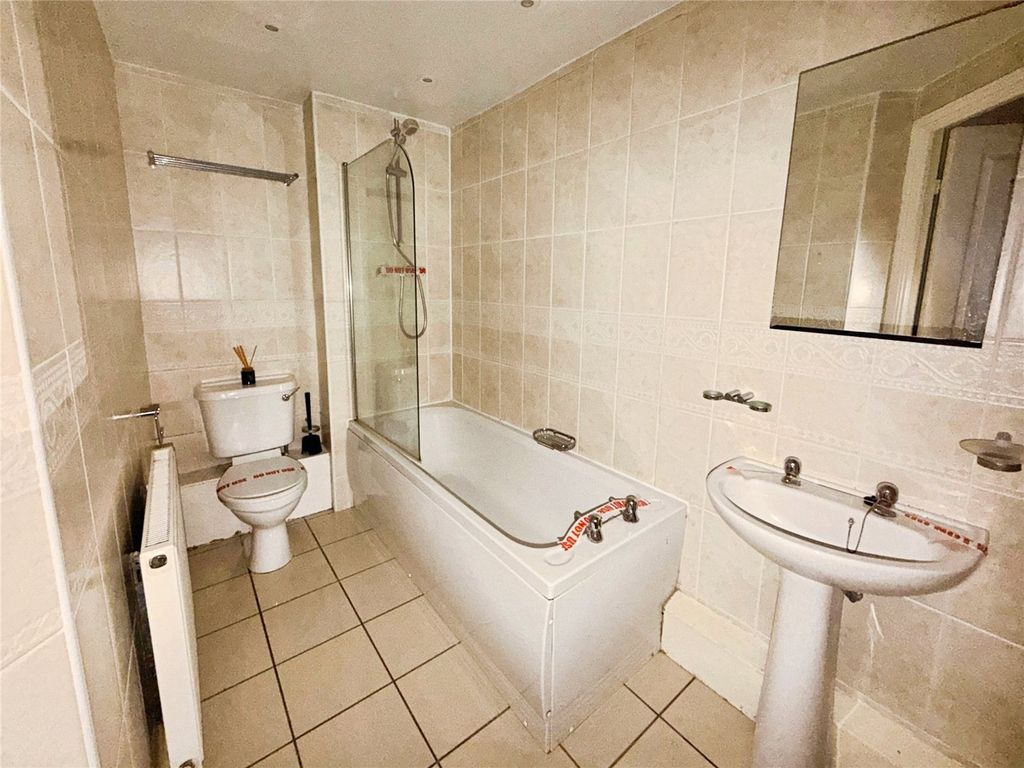 Additional image 5 of 2 bed flat for salePalmerston Road, Ilkeston, Derbyshire DE7
