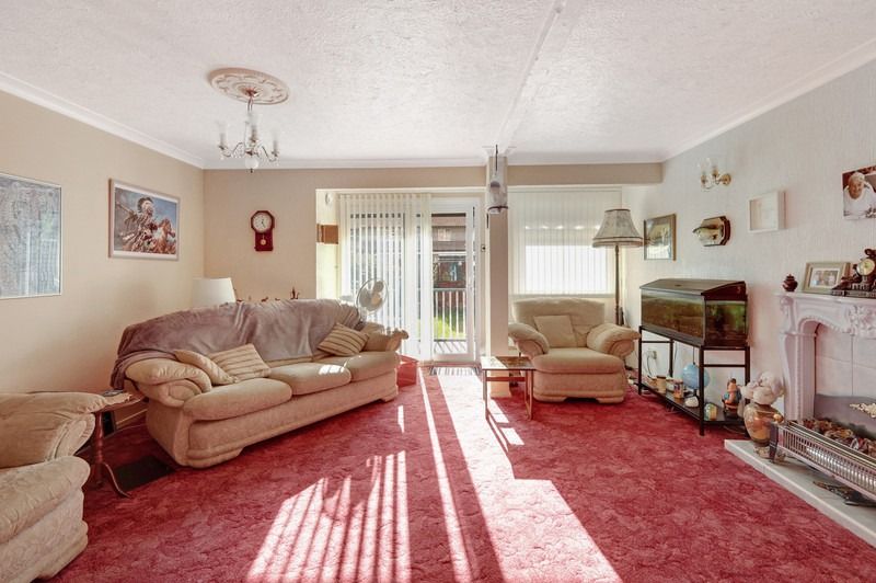 Property photo 2 of 13 4685761