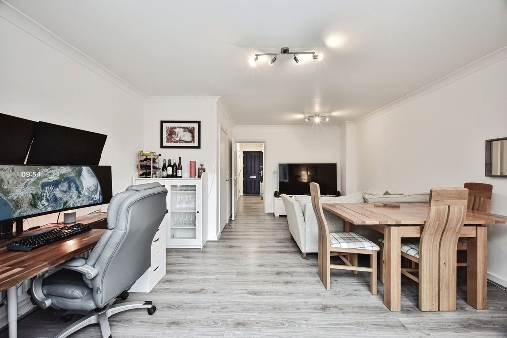 Property photo 1 of 17 Photo