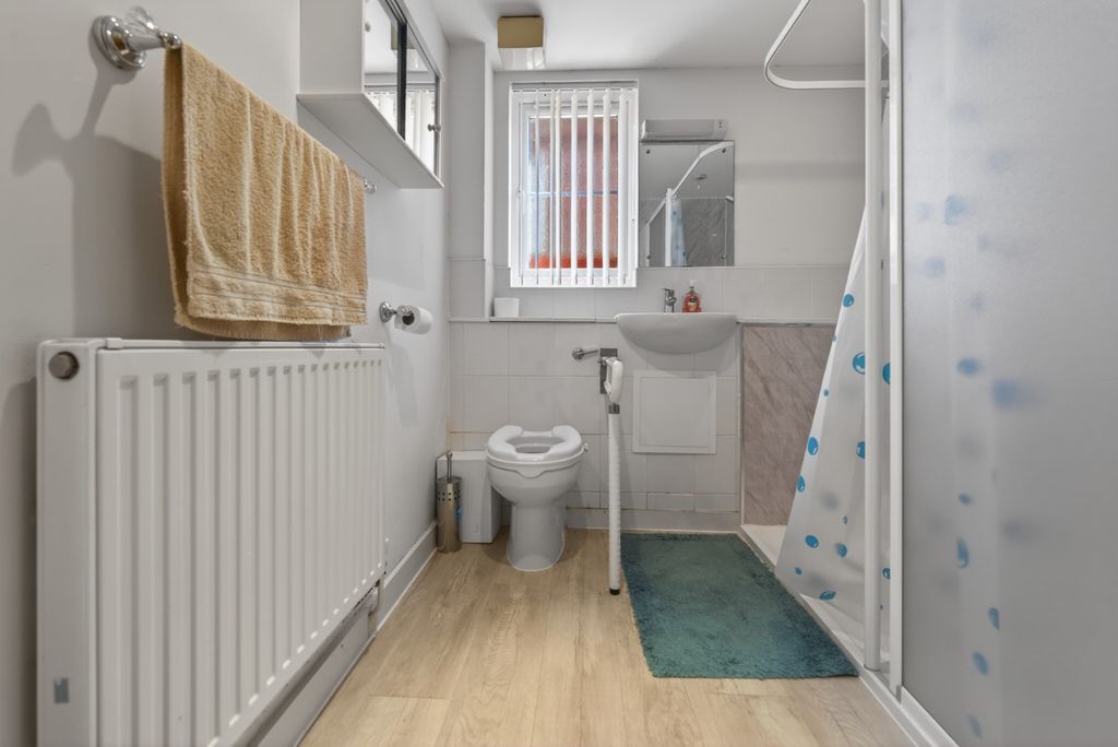 Additional image 14 of 2 bed flat for saleRidgeway Road, Rumney, Cardiff, South Glamorgan CF3