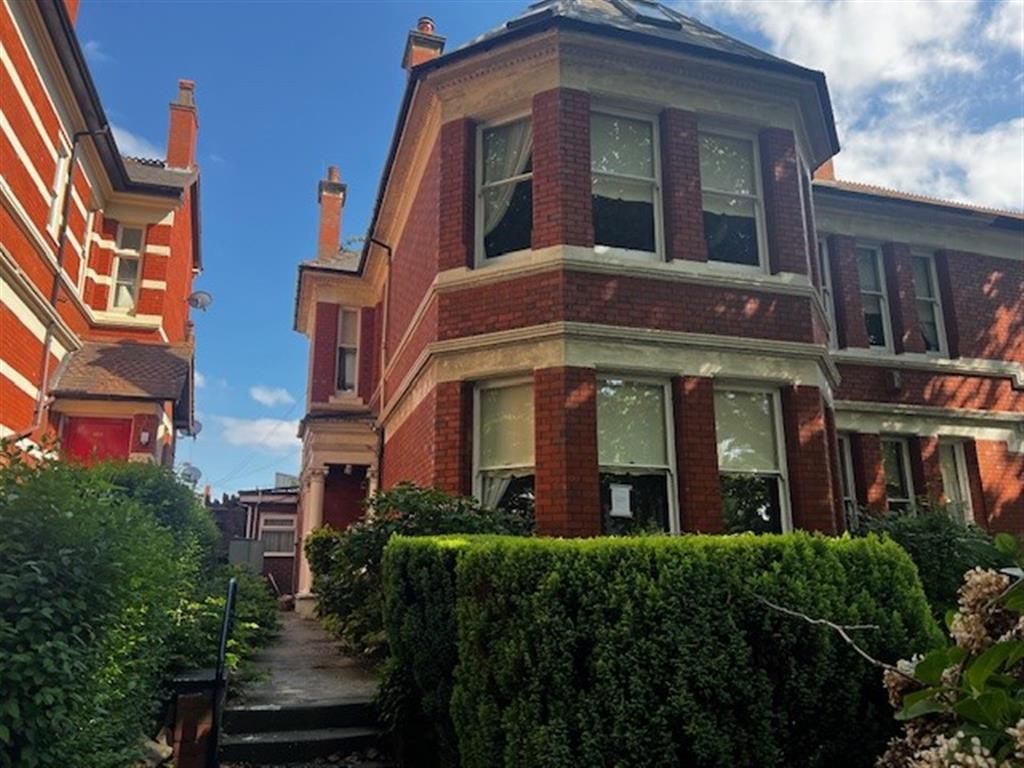 Property photo 1 of 35