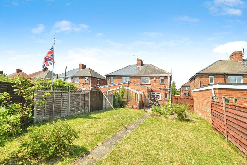 Property photo 2 of 17 Photo