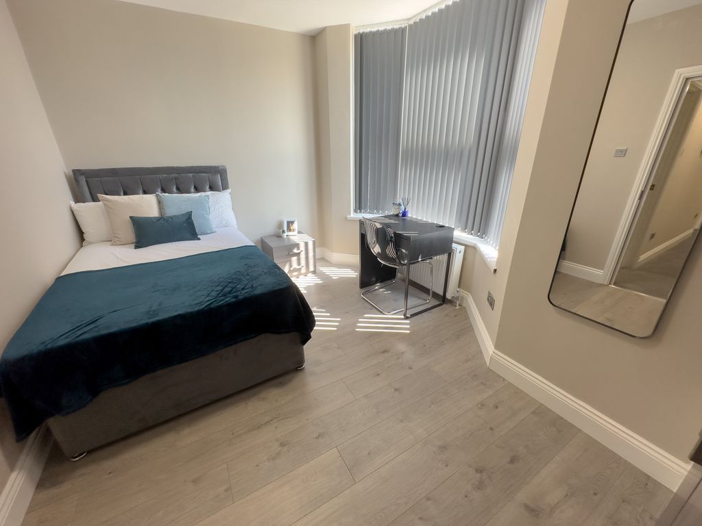 Property photo 2 of 16 13