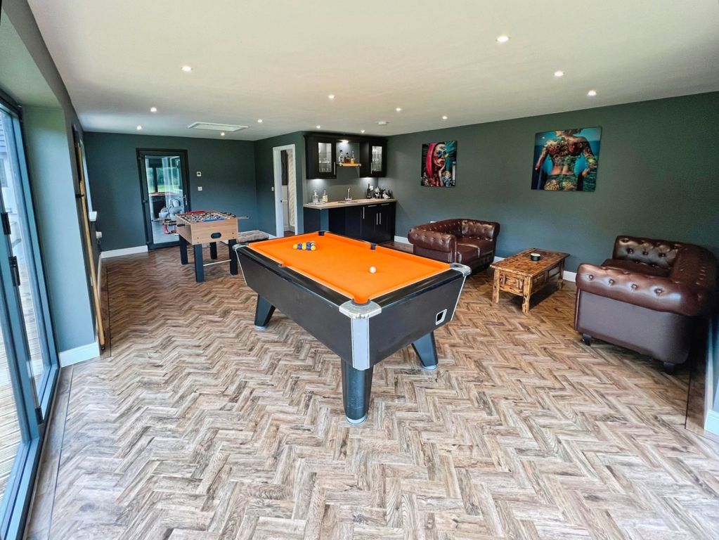 Property photo 2 of 28 4150756