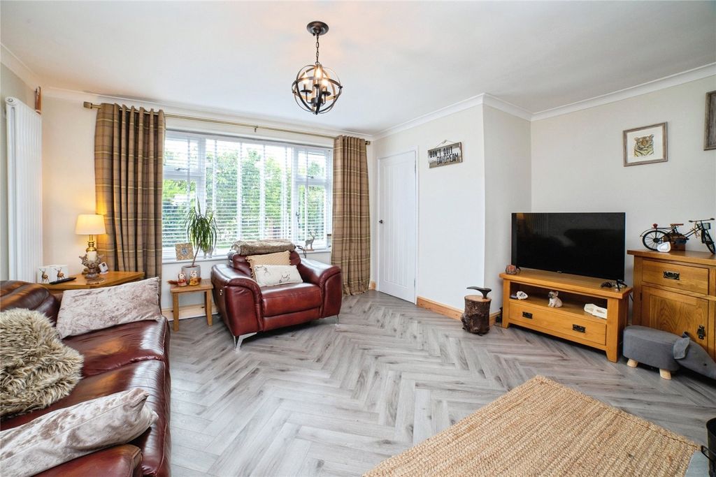 Property photo 2 of 18 Picture No. 46