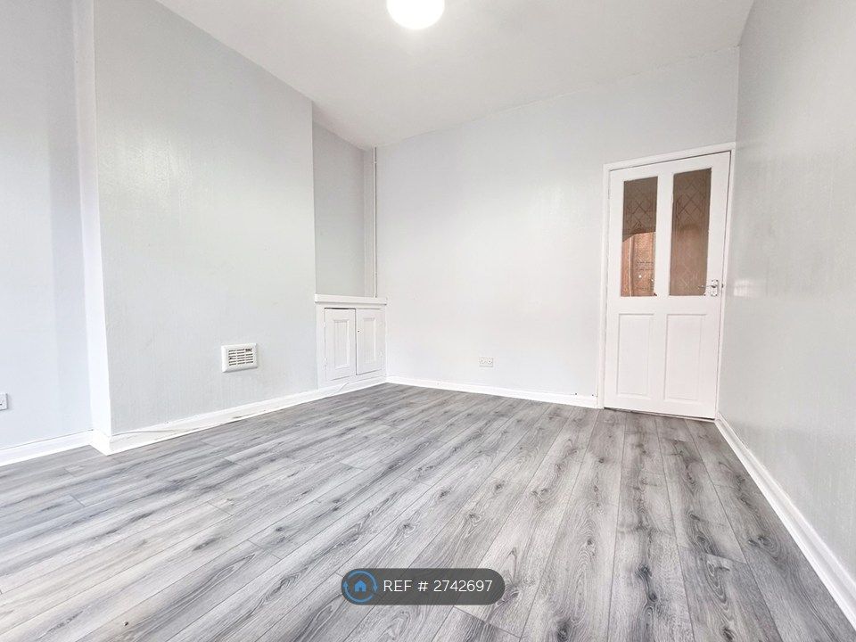 Property photo 2 of 11 Reception Room