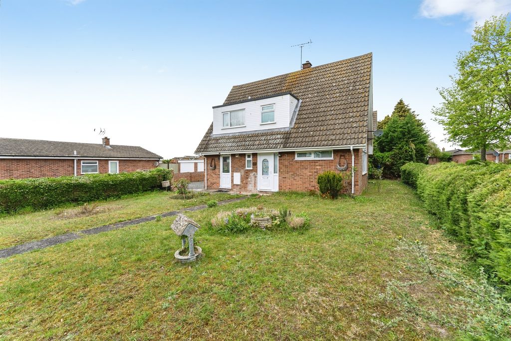 Property photo 1 of 17