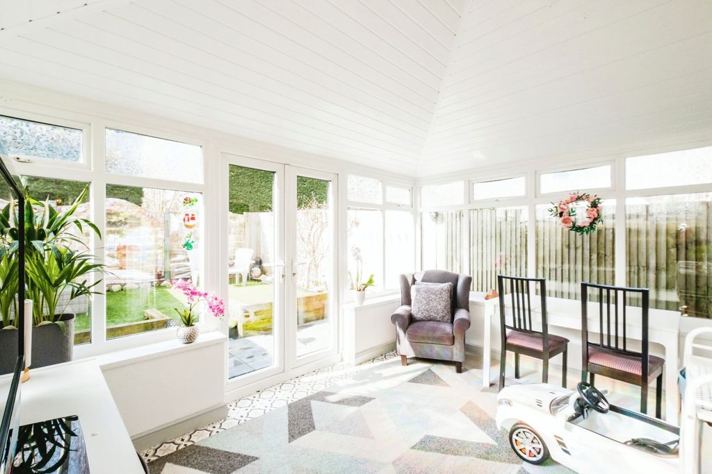 Property photo 1 of 20 Photo #1